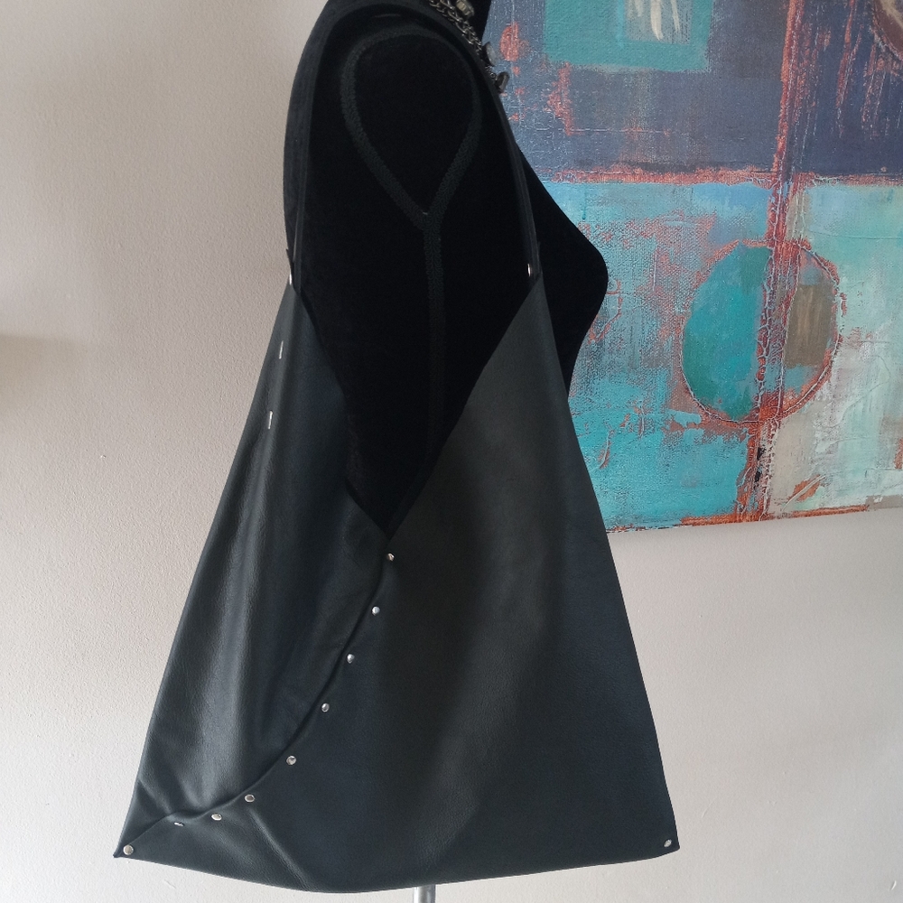 Elegant Womens Black Leather Hobo Bag Handcrafted By J.Monique - Picture 6 of 14